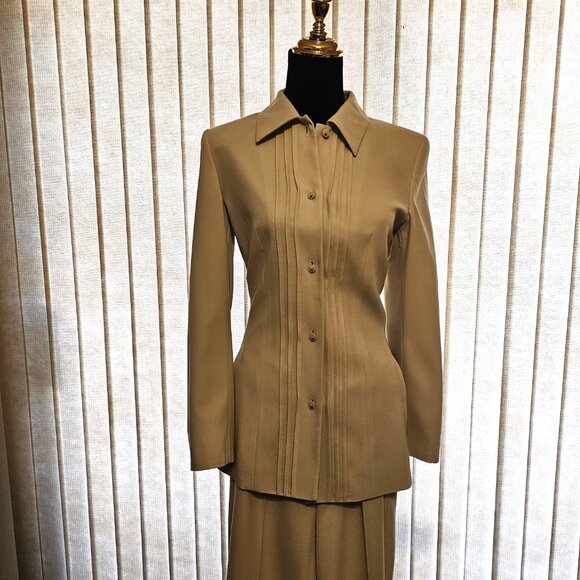 Escada Beige New Wool Pants Suit 34 (Small) - Picture 3 of 12